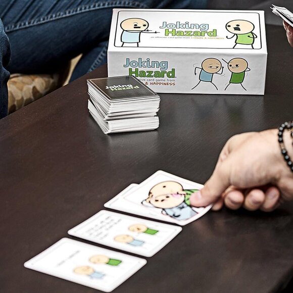 Joking Hazard Party Game by Cyanide & Happiness - Picture 3 of 4